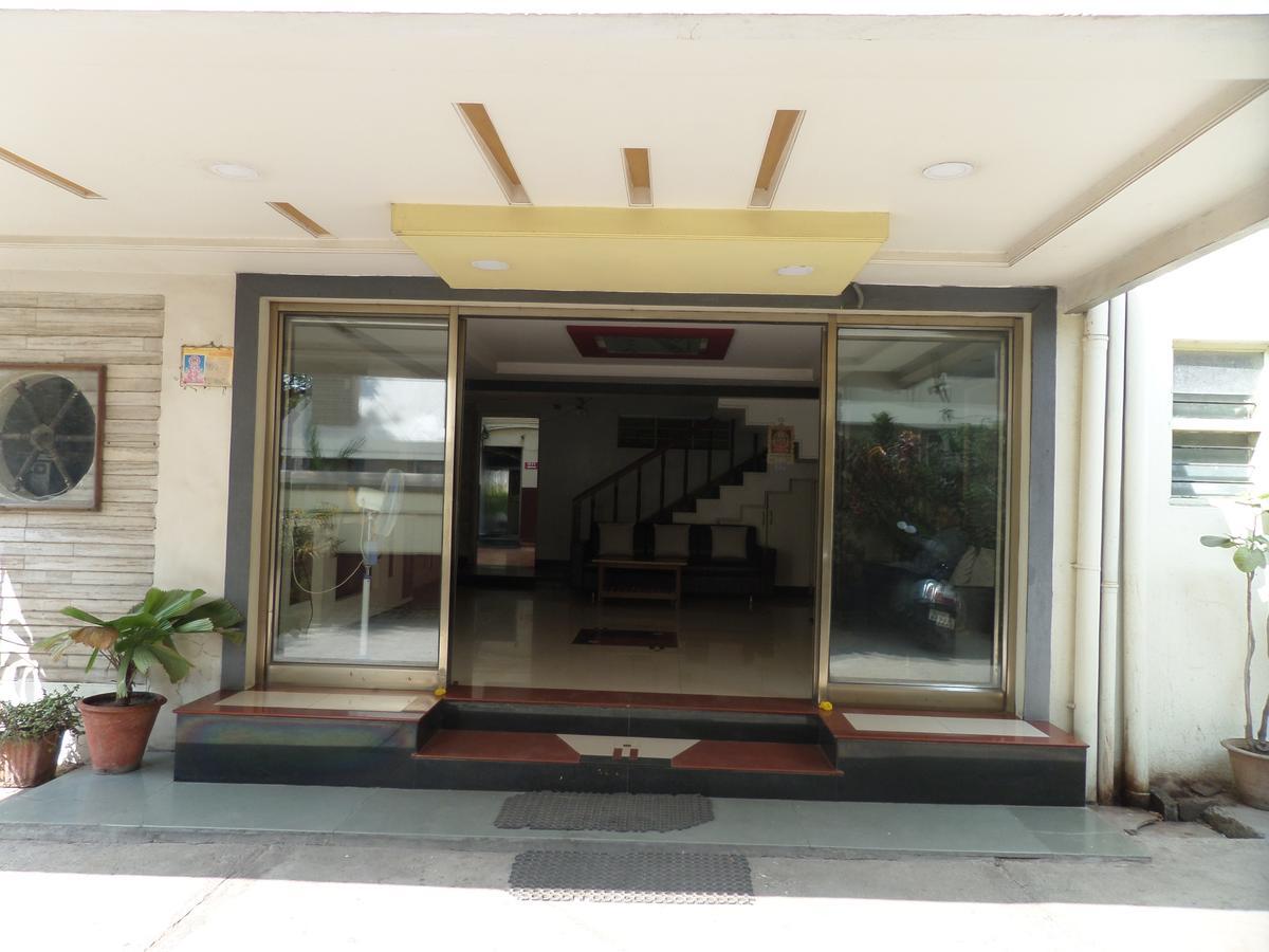 Hotel Sadanand Sāngli Exterior foto